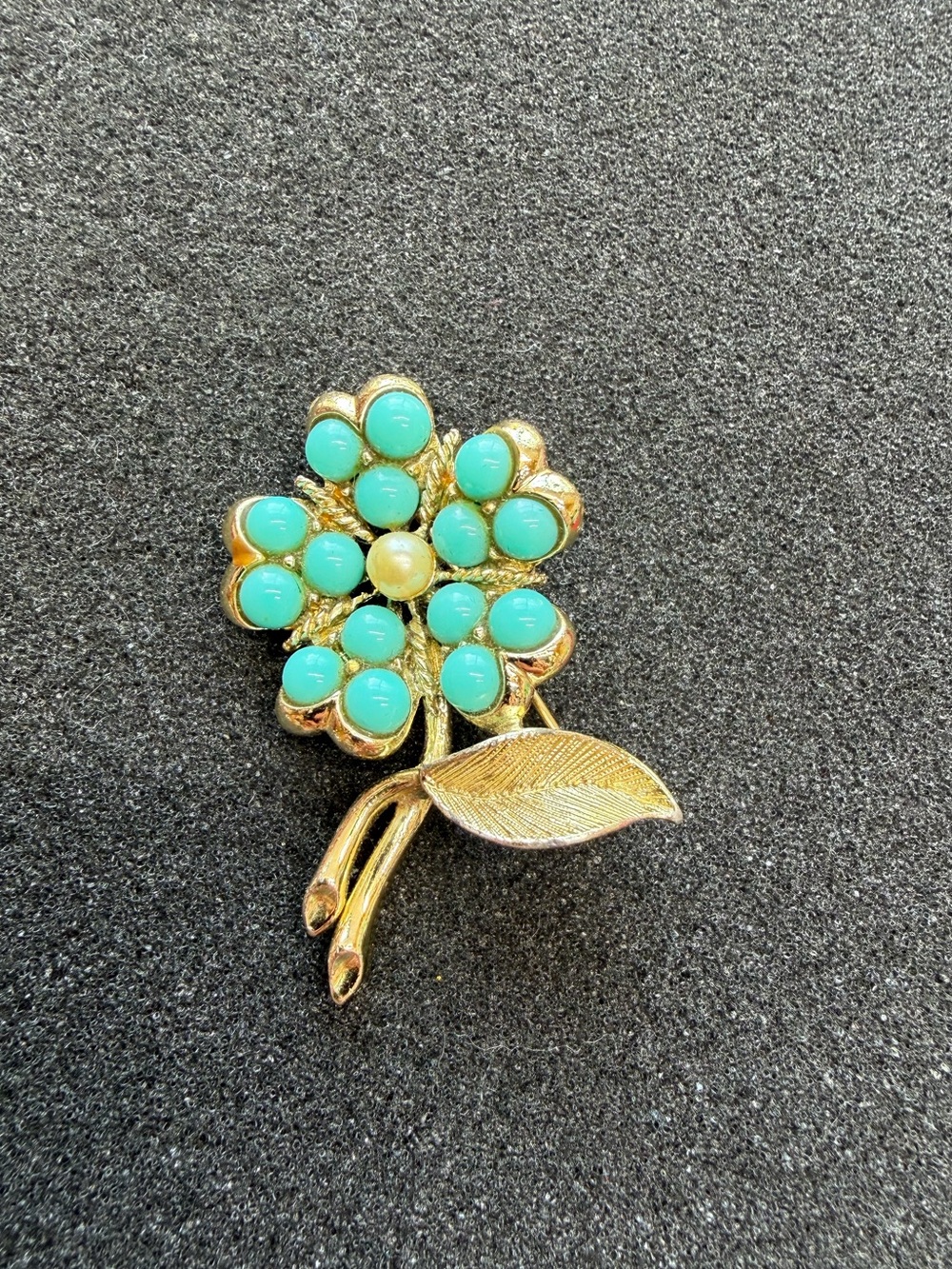 Vintage Sarah Coventry Flower Brooch